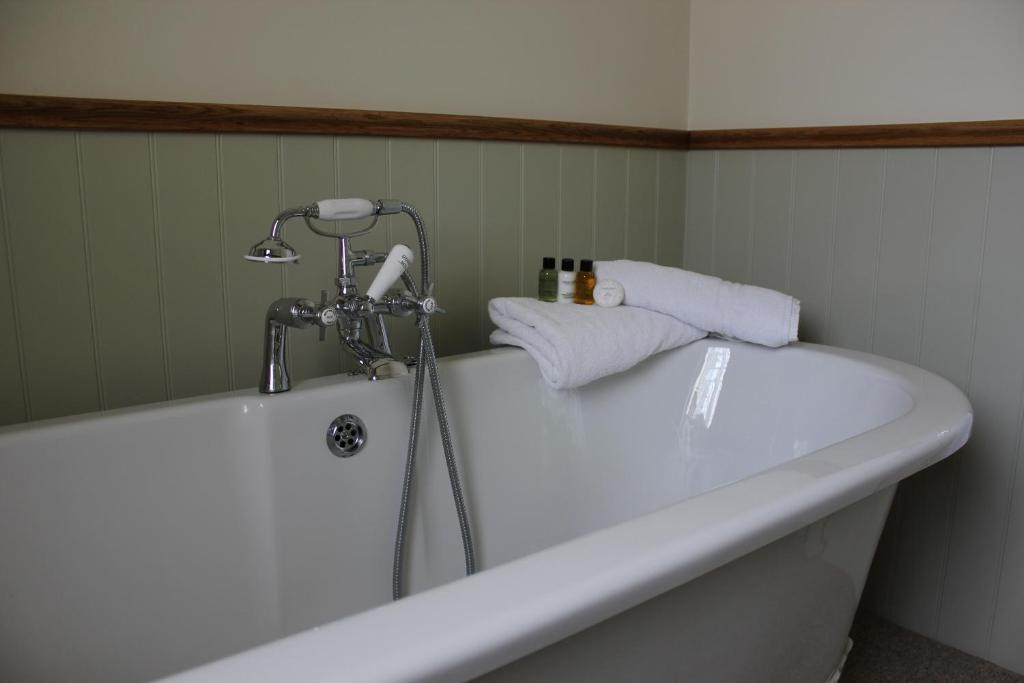 The Golden Pheasant Hotel Burford Cameră foto