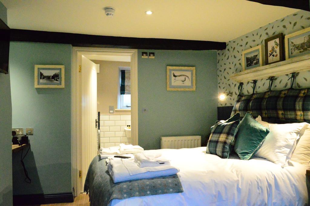 The Golden Pheasant Hotel Burford Cameră foto